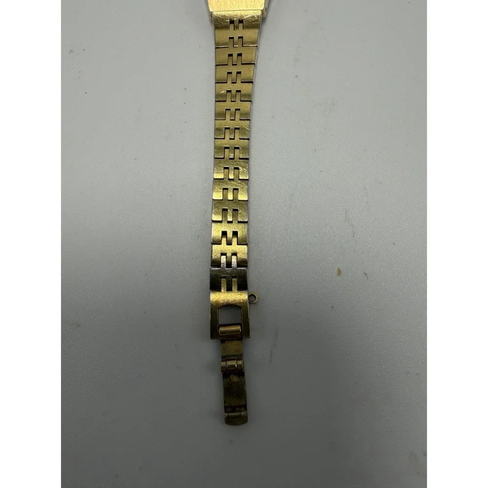 Pulsar Y481-5120 New Battery Ladies Watch Vintage 18MM 6